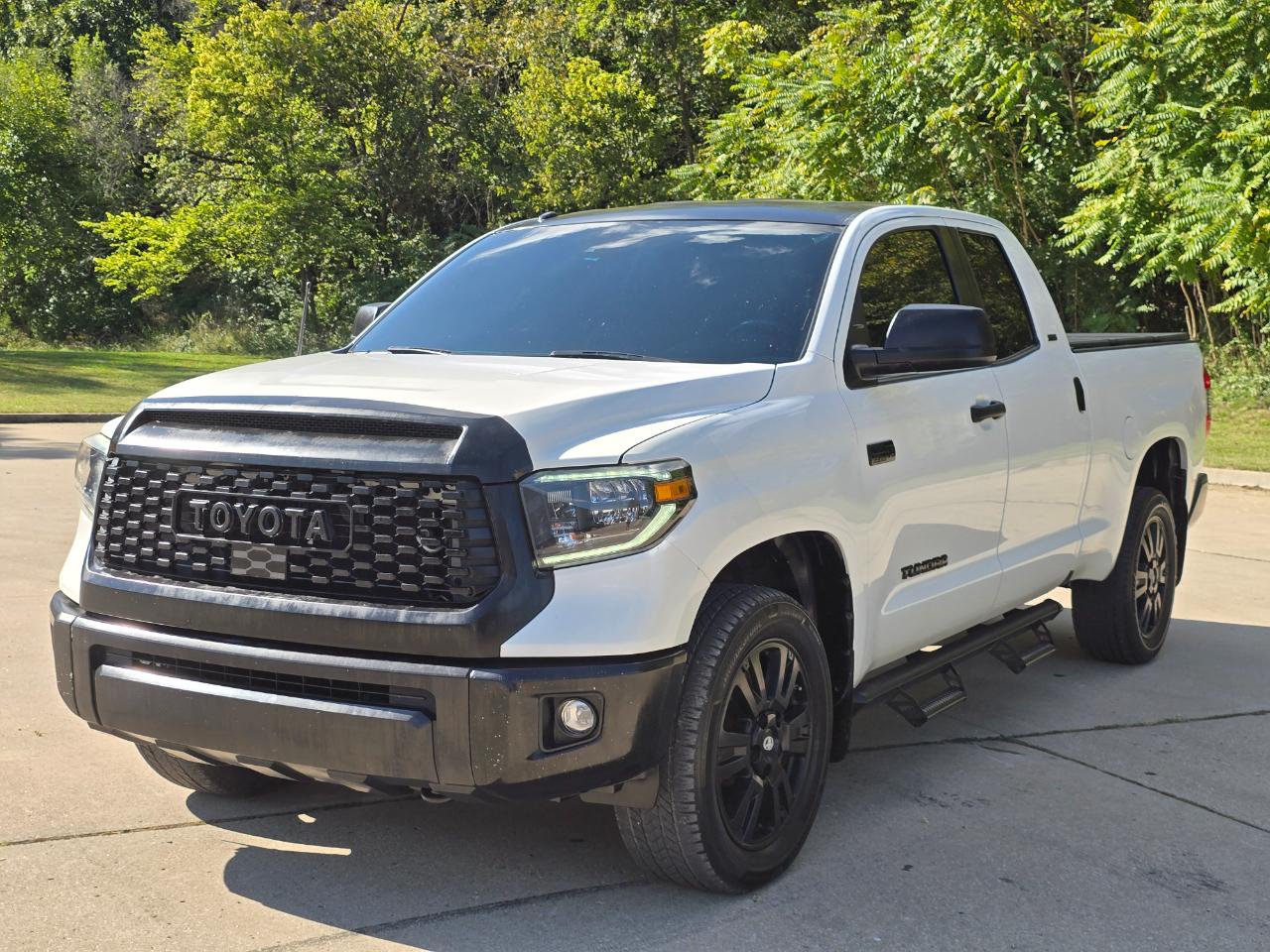 Toyota Tundra SR5 5.7L V8 FFV Double Cab 4WD 2019