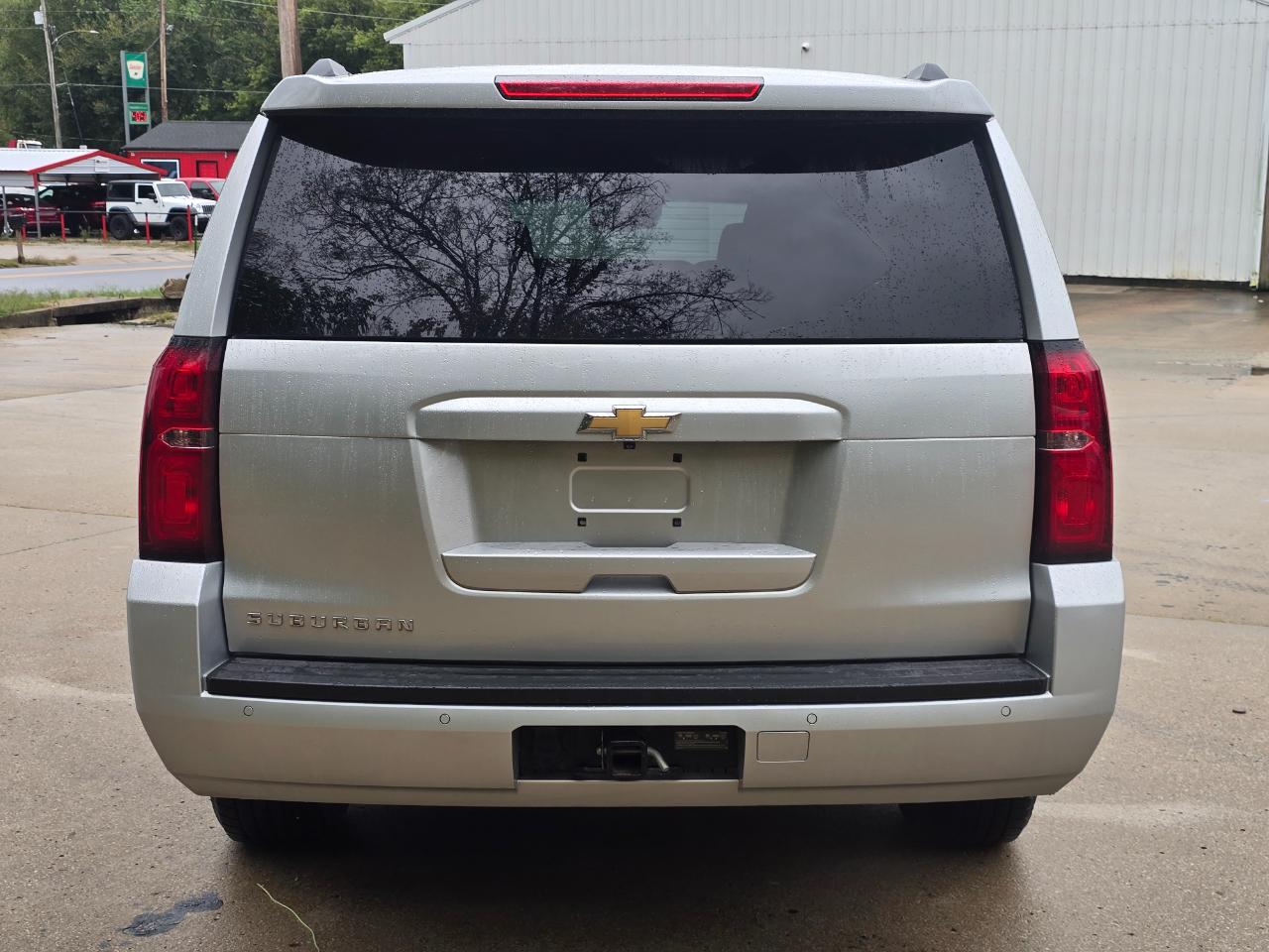 Chevrolet Suburban LT 4WD 2018