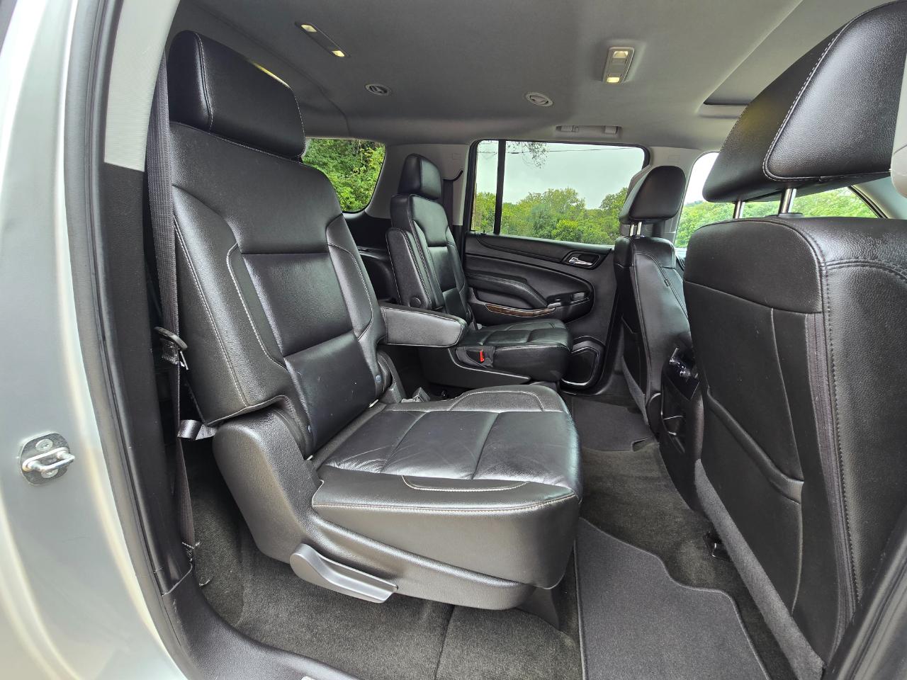Chevrolet Suburban LT 4WD 2018