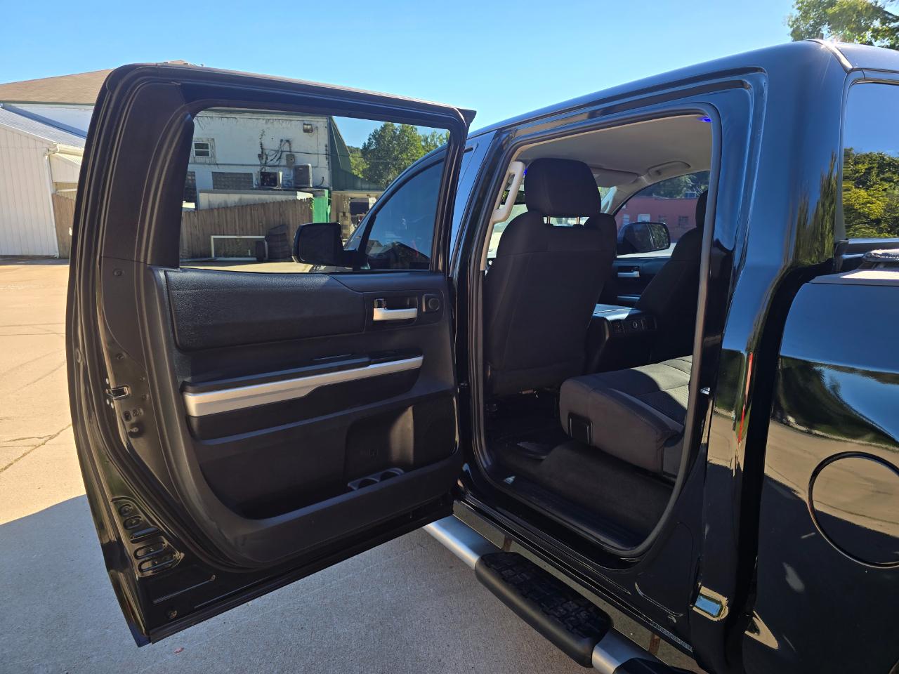 Toyota Tundra SR5 5.7L V8 FFV CrewMax 4WD 2015