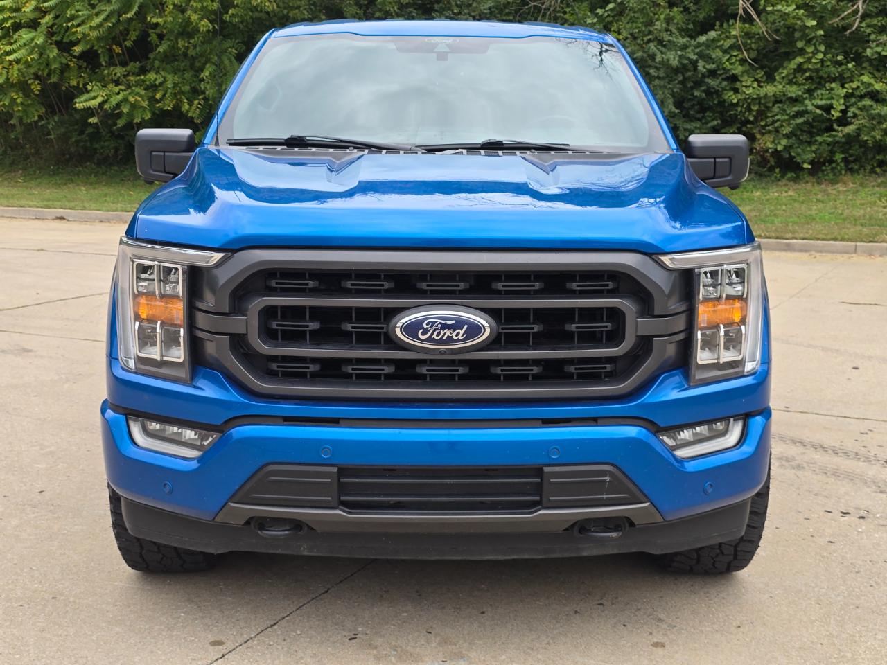Ford F-150 photo 2