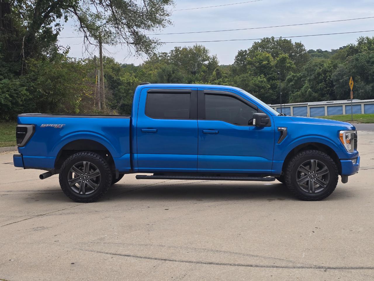 Ford F-150 photo 8