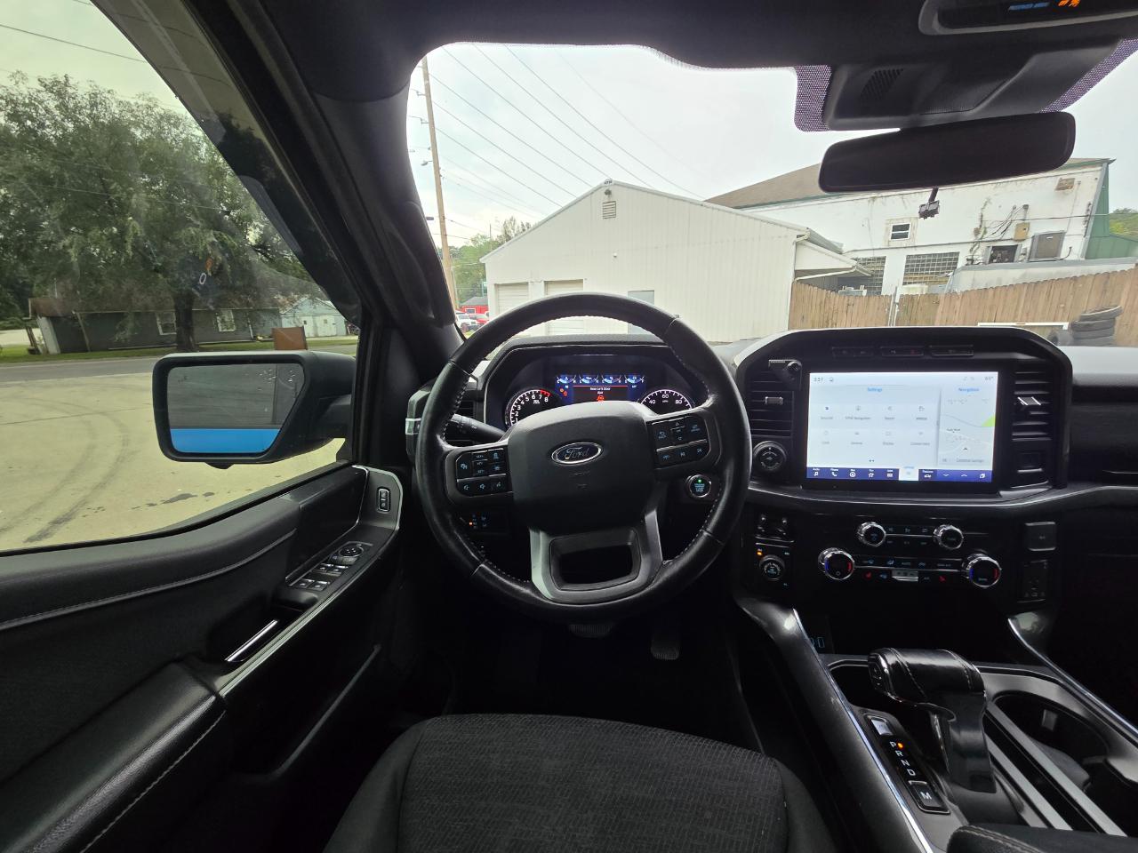 Ford F-150 photo 11