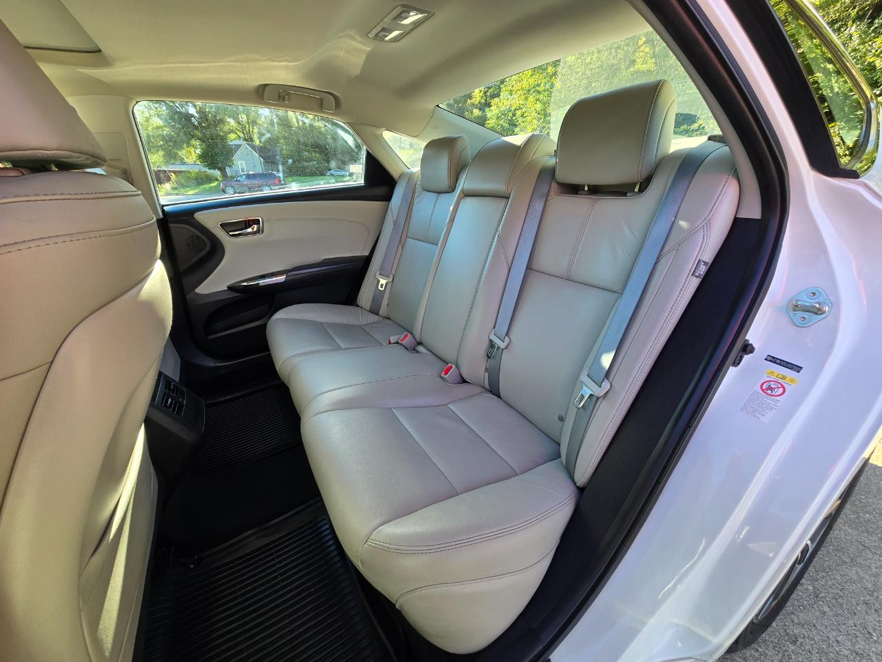 Toyota Avalon photo 14