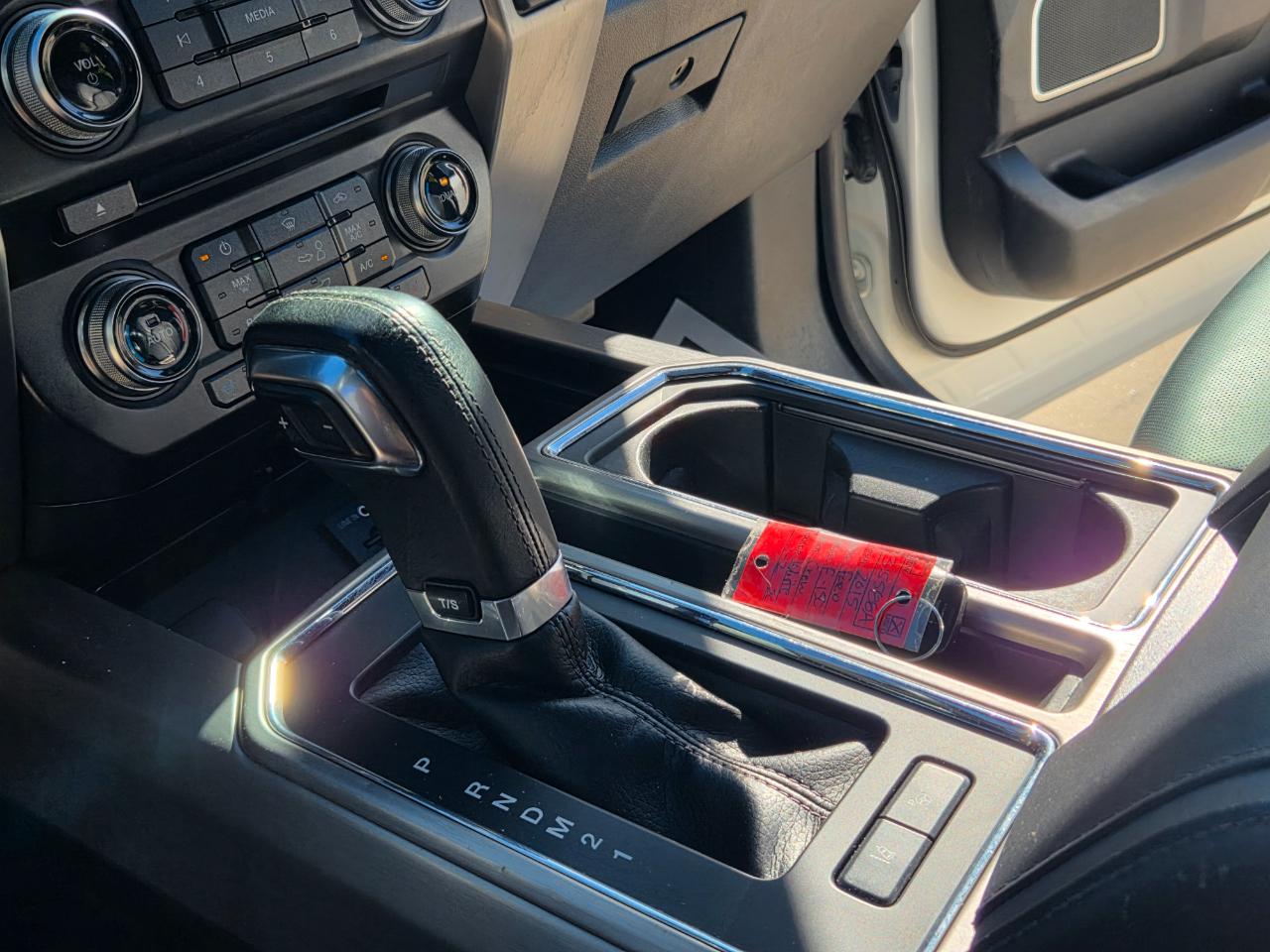 Ford F-150 photo 13