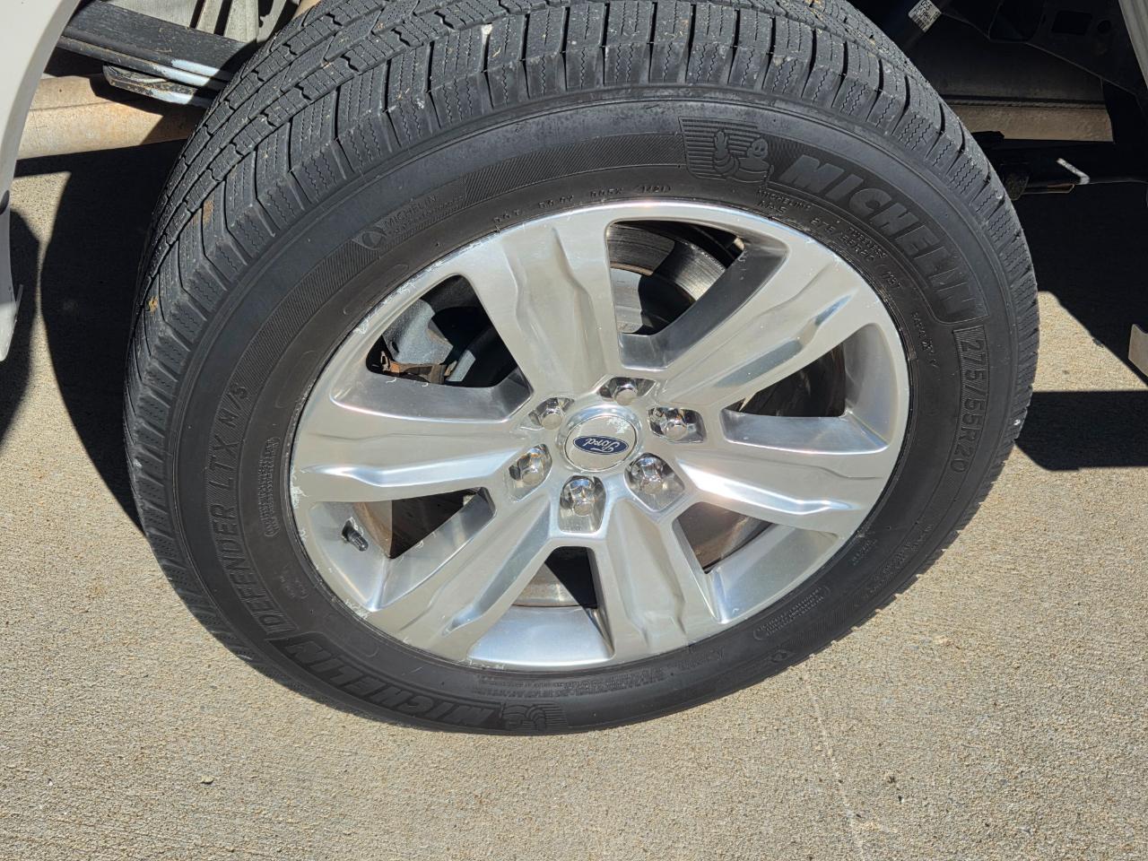 Ford F-150 photo 19