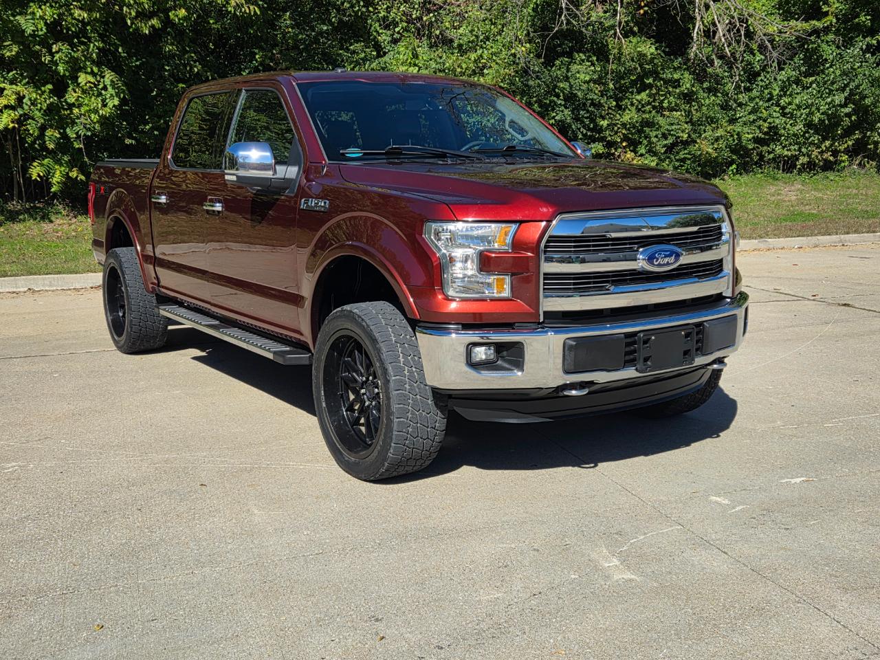 Ford F-150 photo 2