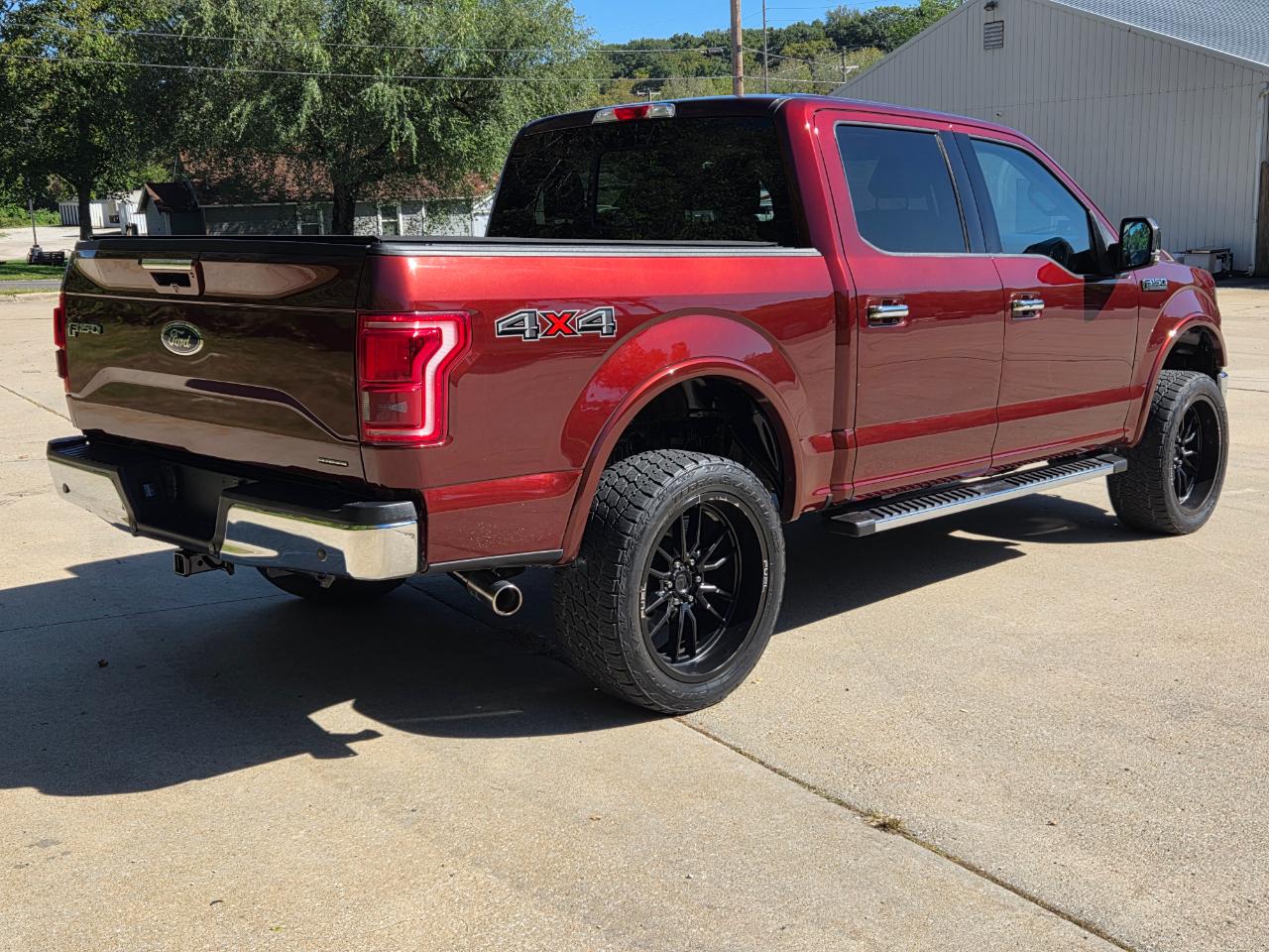 Ford F-150 photo 8