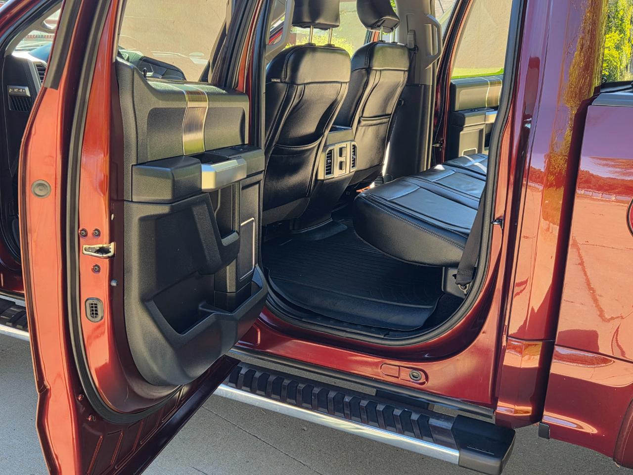 Ford F-150 photo 16
