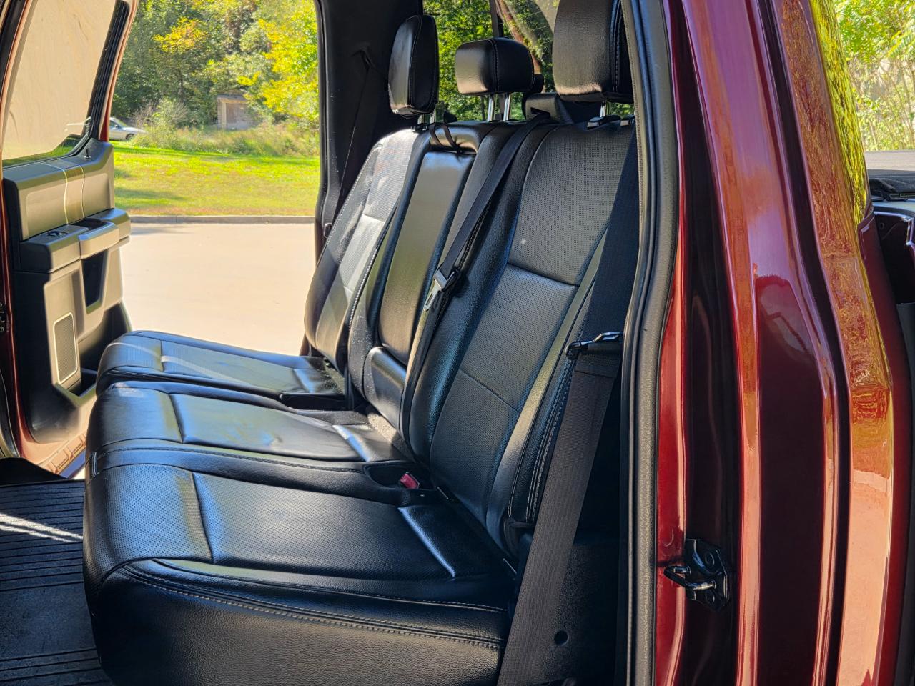 Ford F-150 photo 17