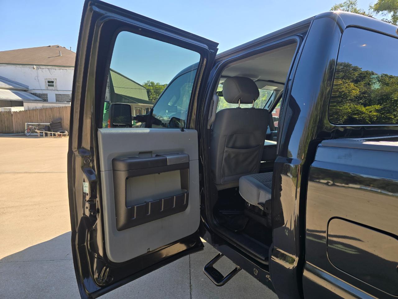Ford F-250 SD Lariat Crew Cab 4WD 2015