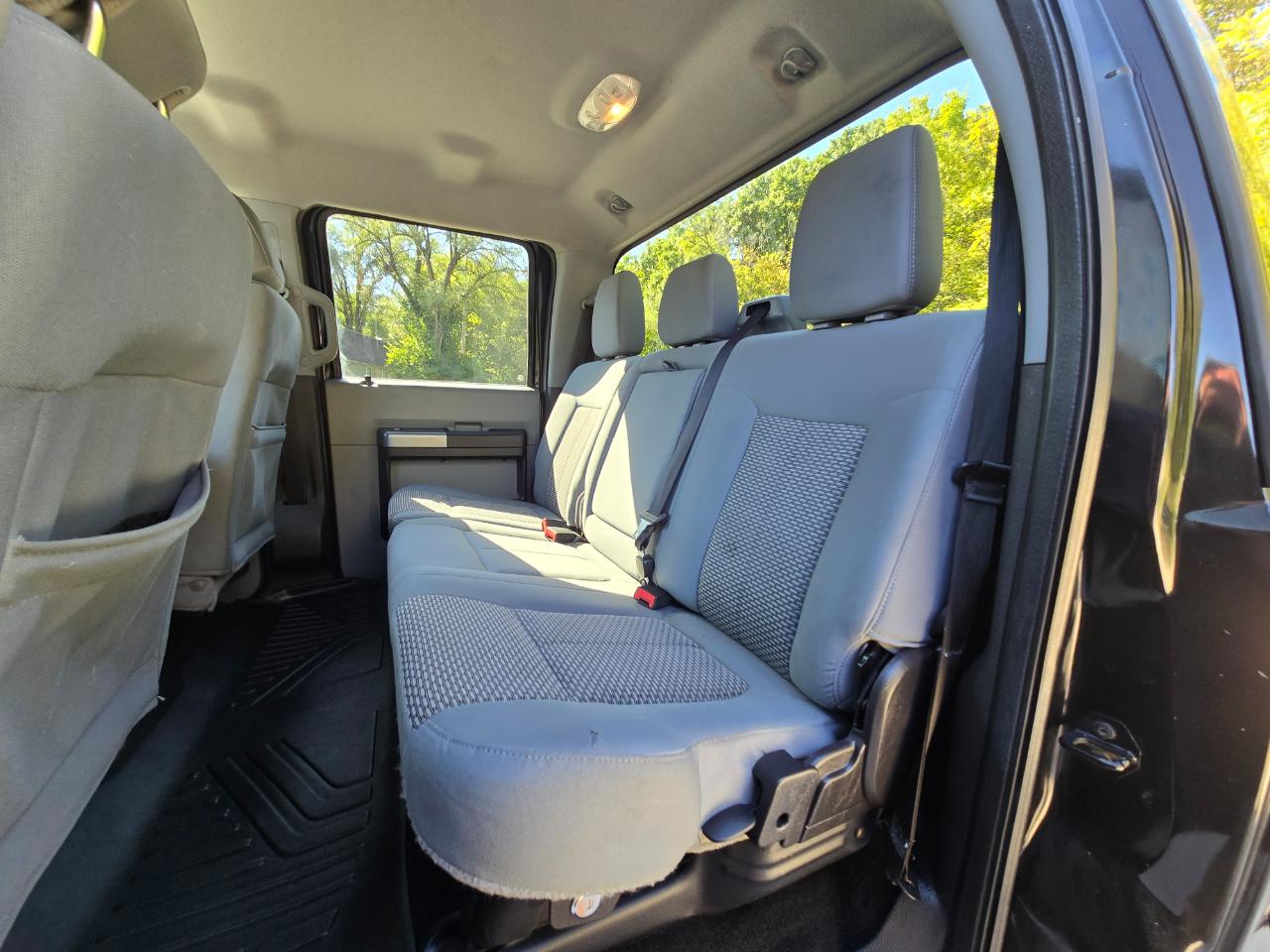 Ford F-250 SD Lariat Crew Cab 4WD 2015
