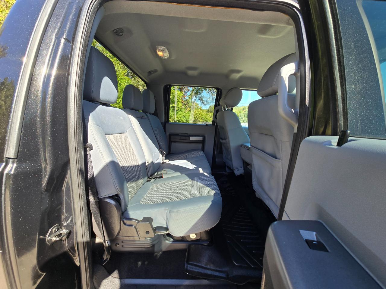 Ford F-250 SD Lariat Crew Cab 4WD 2015
