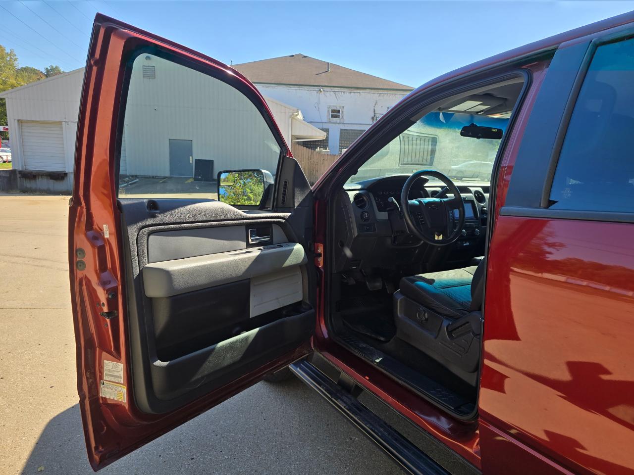 Ford F-150 STX SuperCrew 4WD 2014