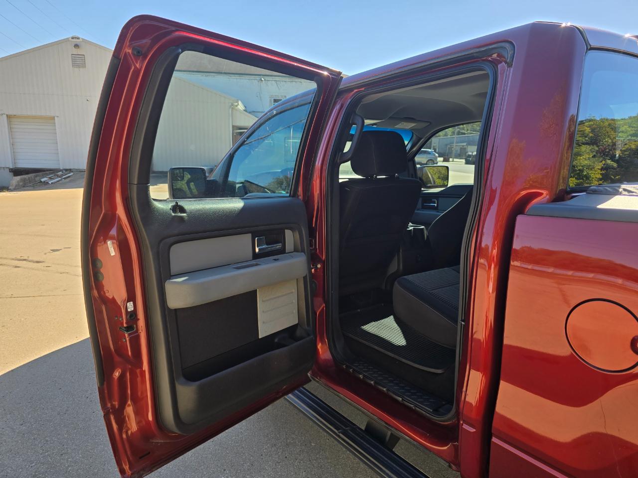 Ford F-150 STX SuperCrew 4WD 2014