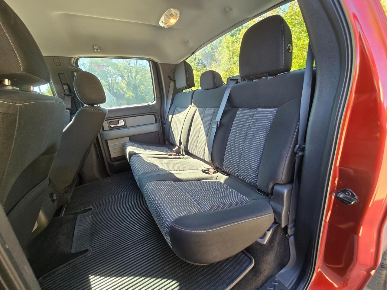 Ford F-150 STX SuperCrew 4WD 2014