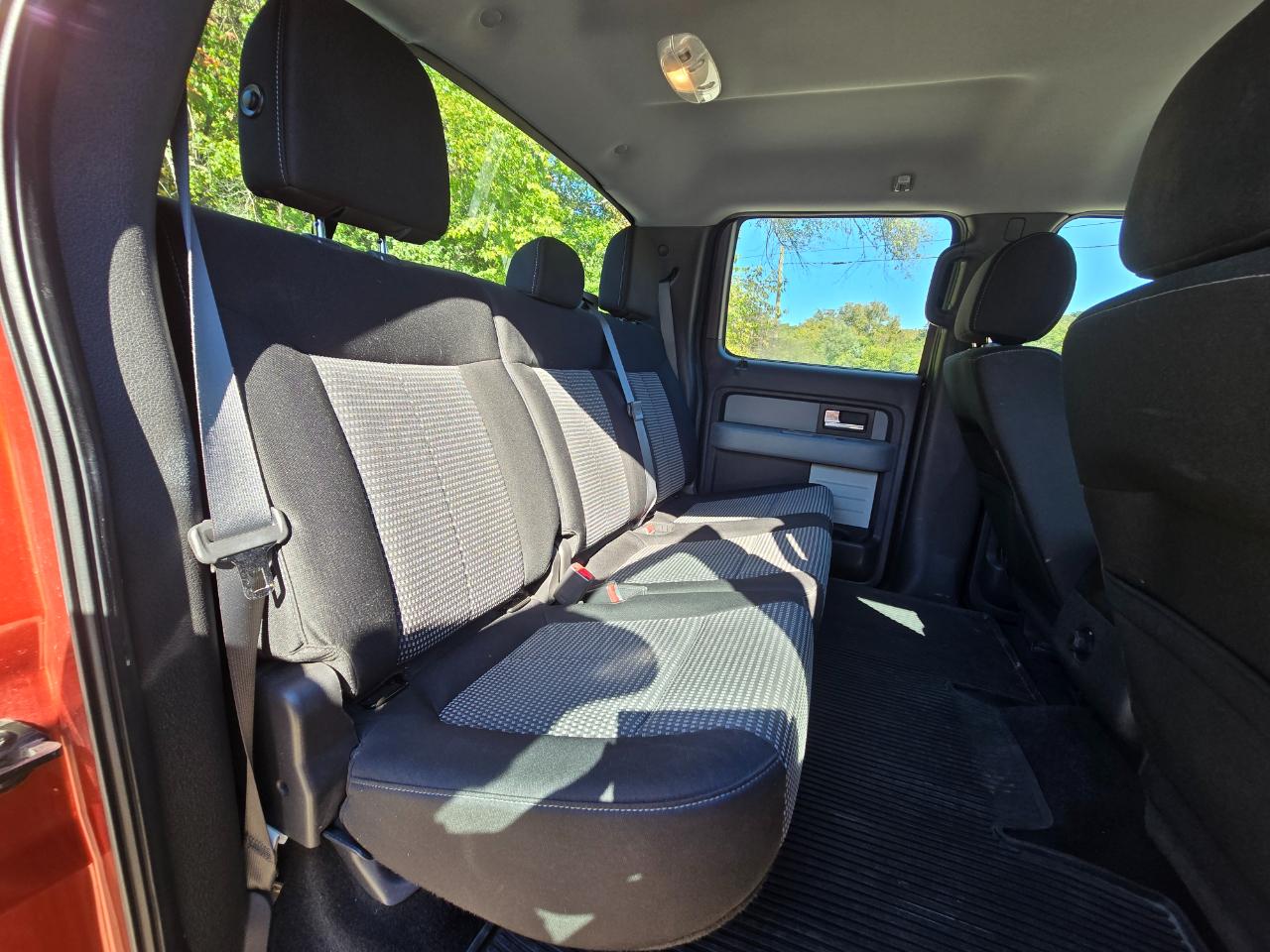 Ford F-150 STX SuperCrew 4WD 2014