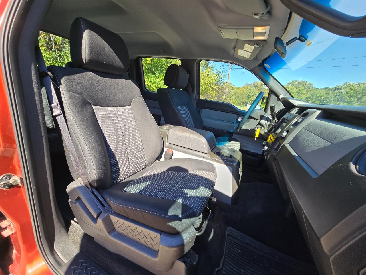 Ford F-150 STX SuperCrew 4WD 2014