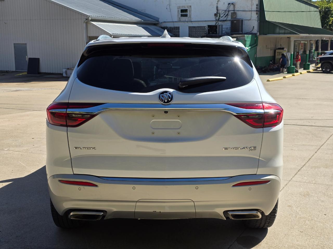 Buick Enclave Essence AWD 2018