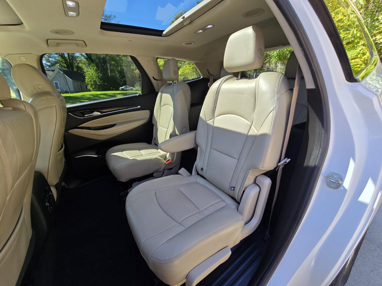 Buick Enclave Essence AWD 2018