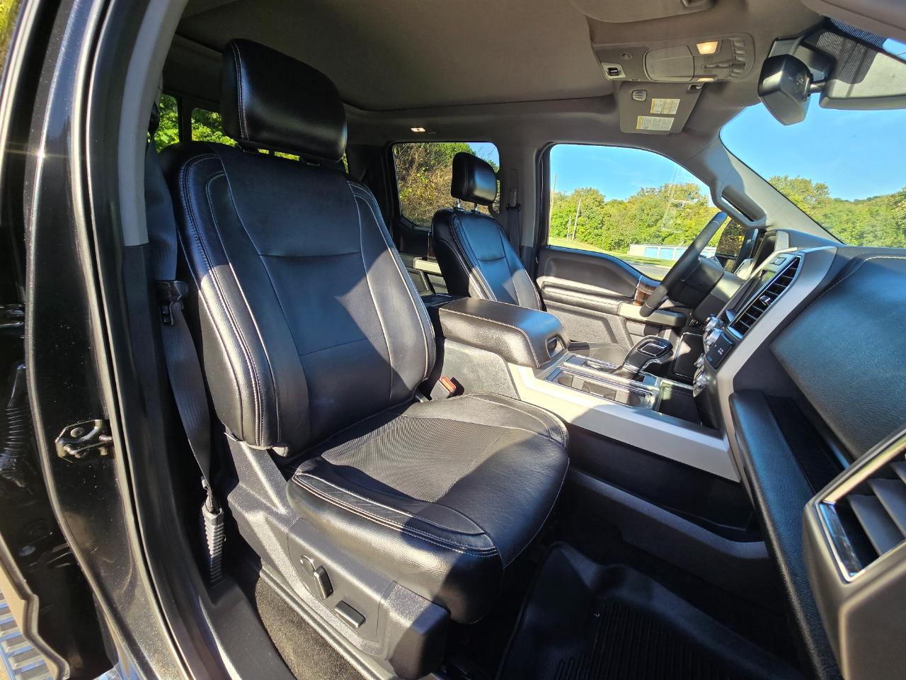 Ford F-150 Lariat SuperCrew 5.5-ft. Bed 4WD 2015