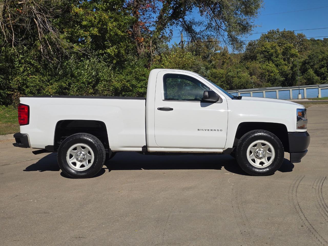 Chevrolet Silverado 1500 Work Truck Short Box 2WD 2016