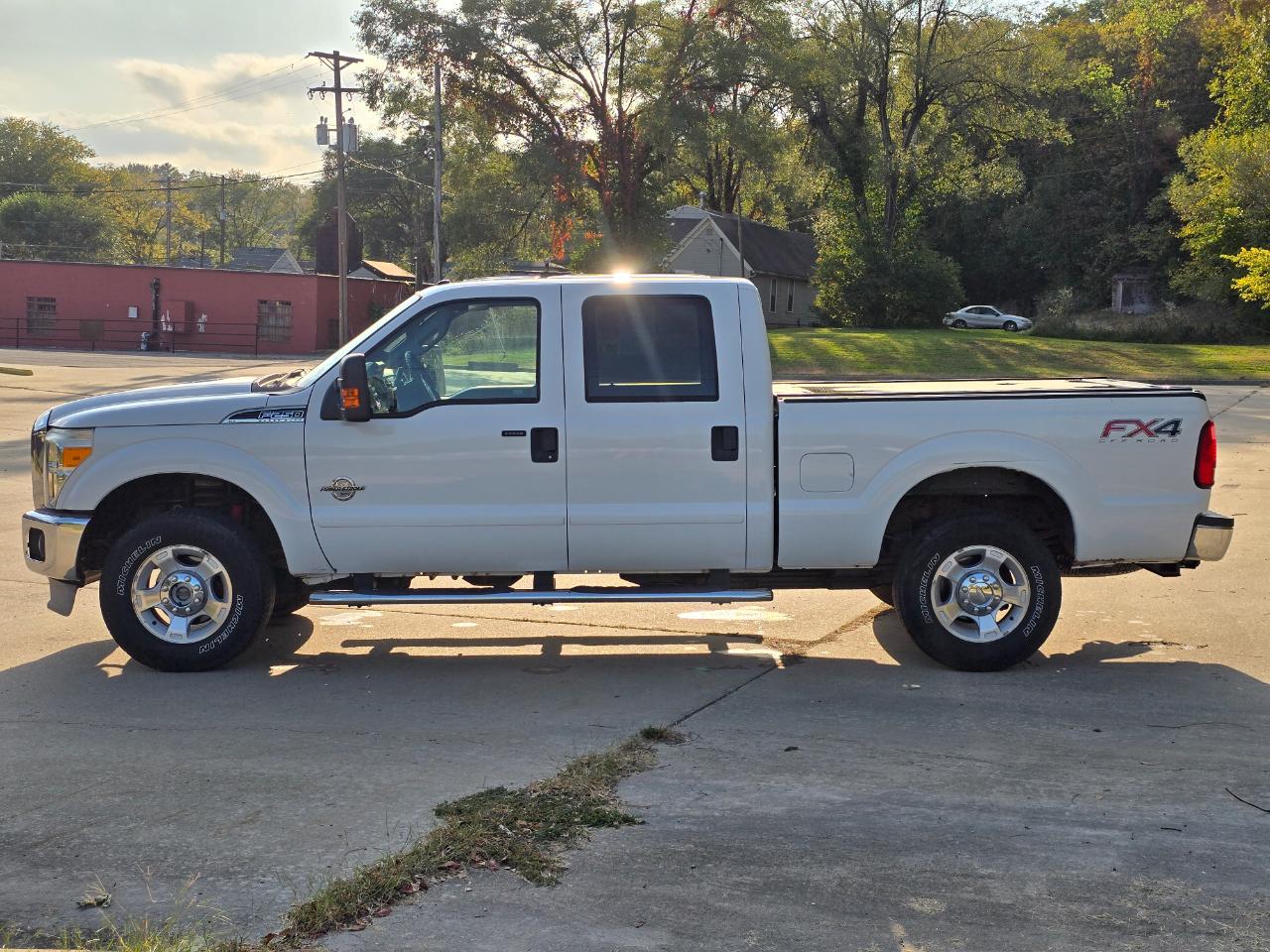 Ford F-250 SD XLT Crew Cab 4WD 2012