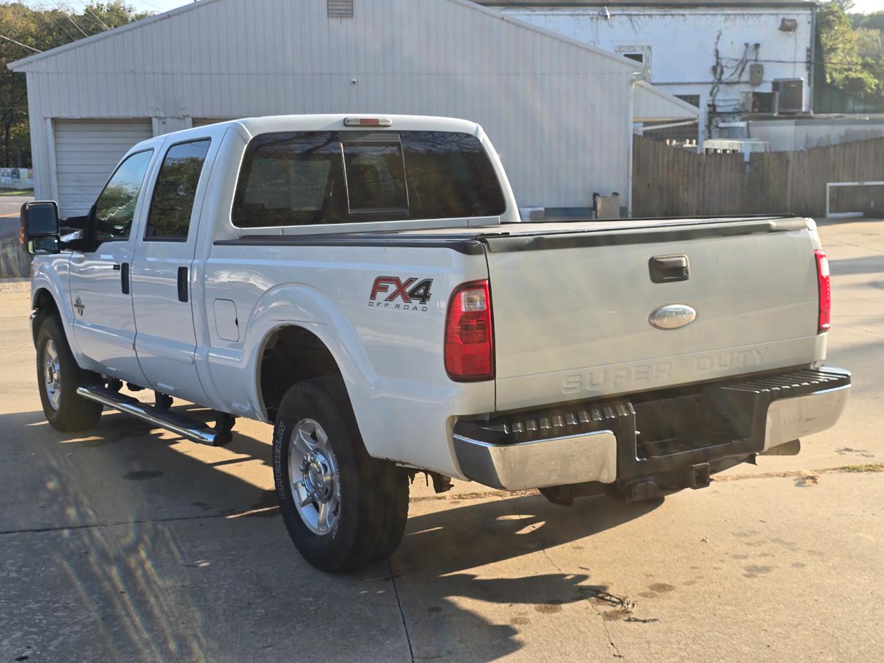 Ford F-250 SD XLT Crew Cab 4WD 2012