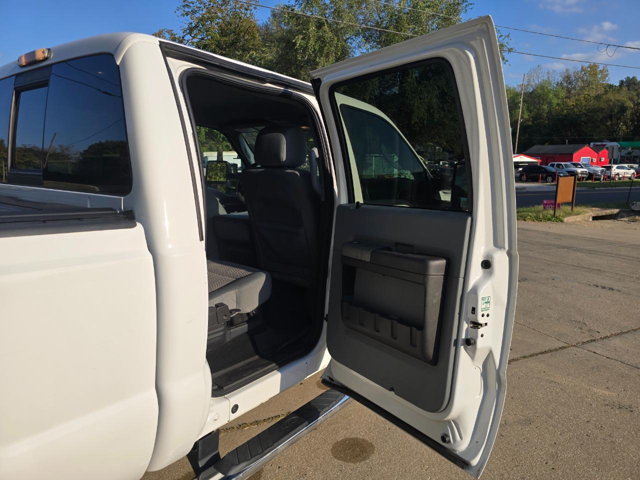 Ford F-250 SD XLT Crew Cab 4WD 2012