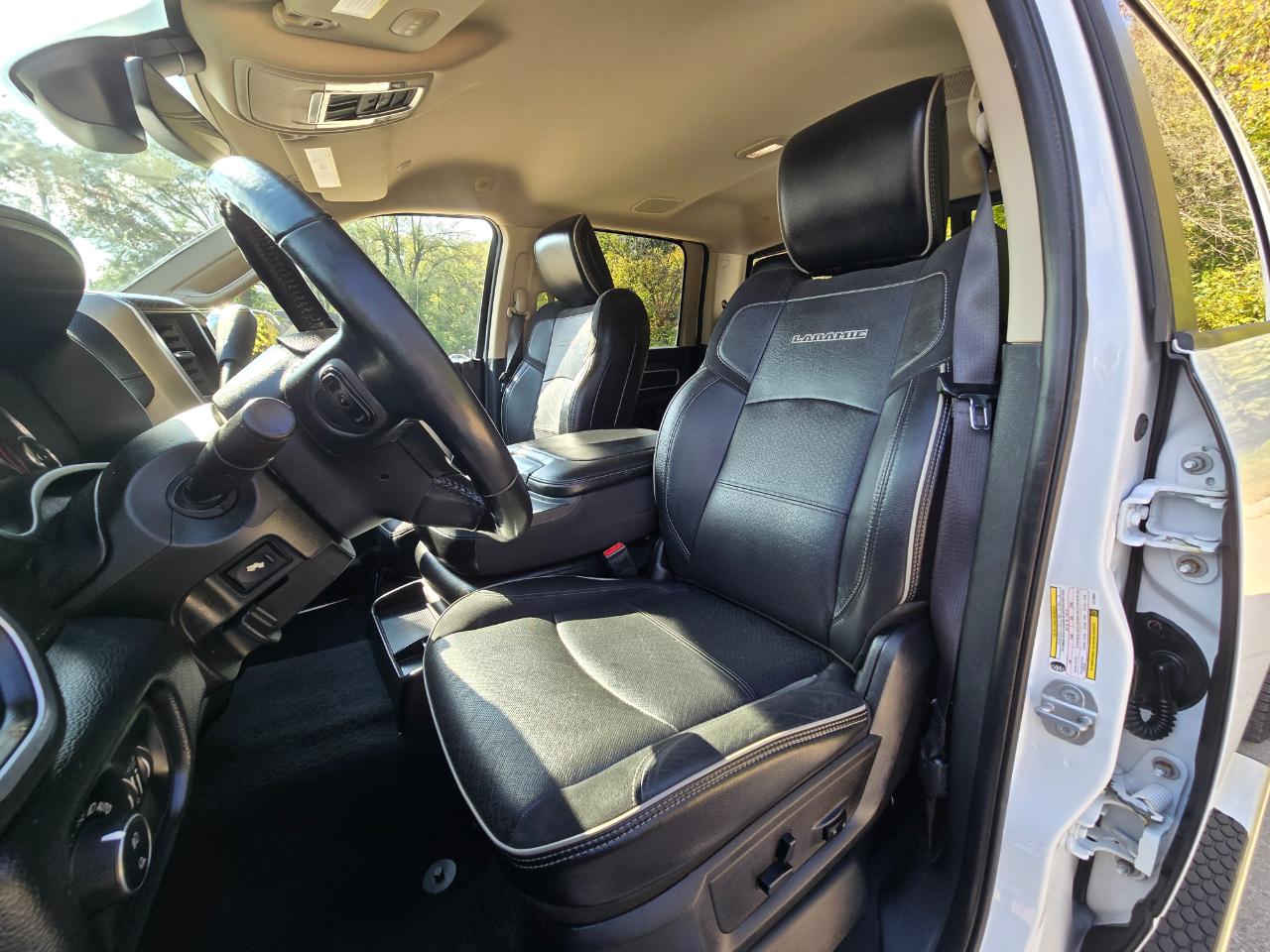 RAM 2500 Laramie Crew Cab SWB 4WD 2020