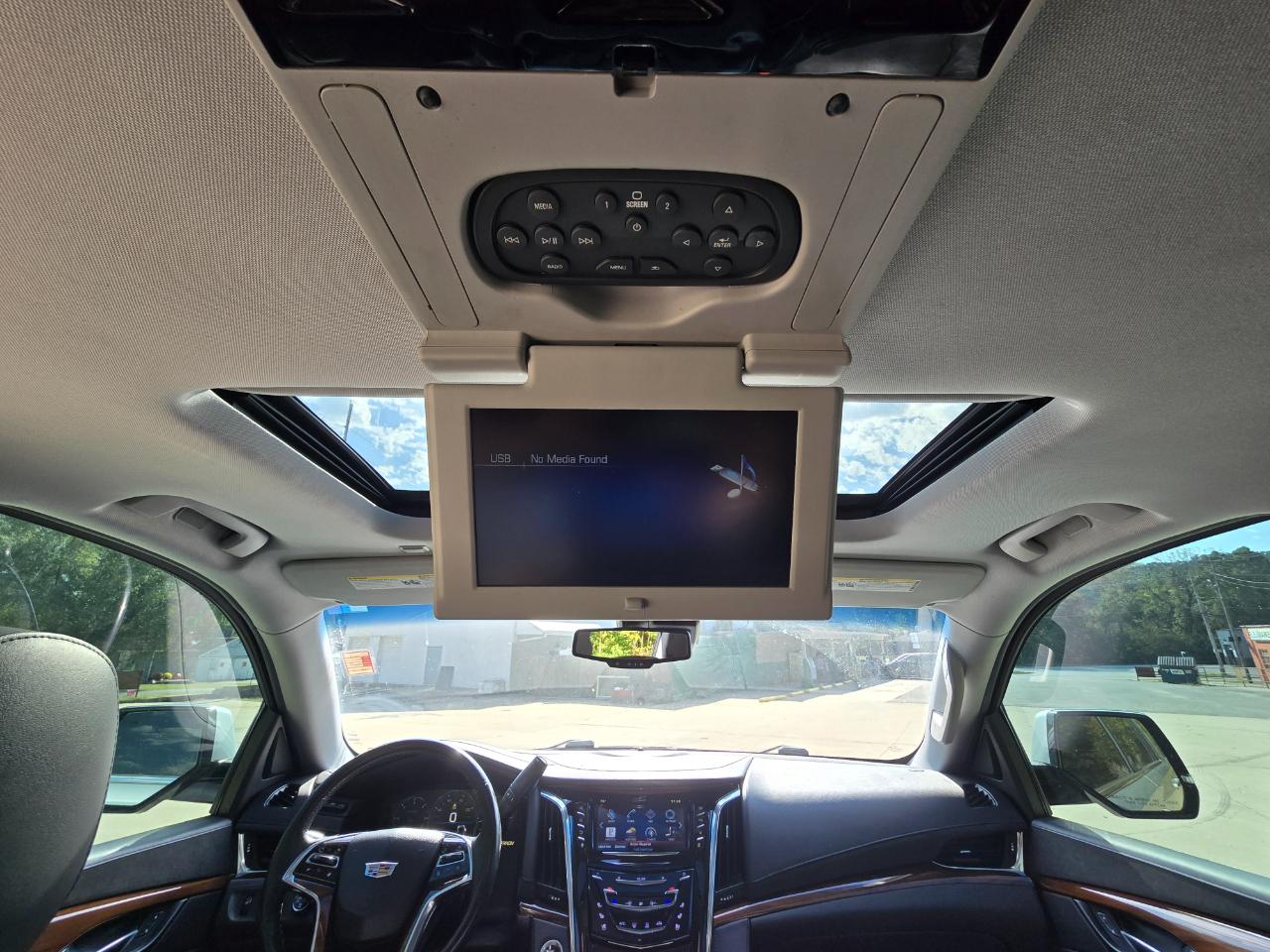 Cadillac Escalade ESV Premium 4WD 2015