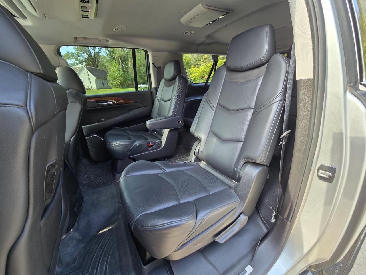 Cadillac Escalade ESV Premium 4WD 2015