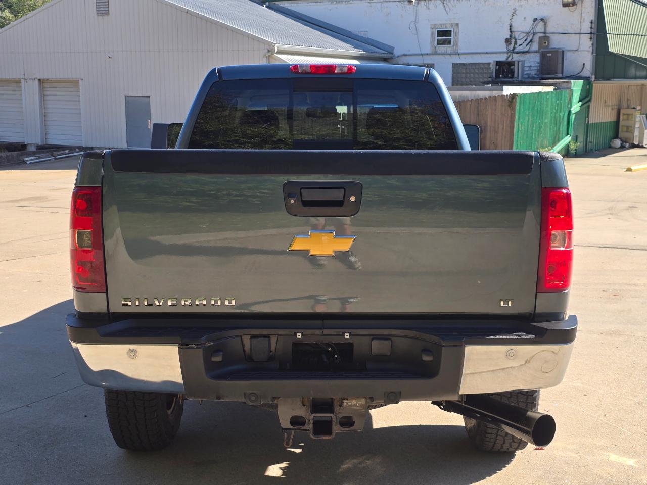Chevrolet Silverado 3500HD LT Crew Cab 4WD 2014