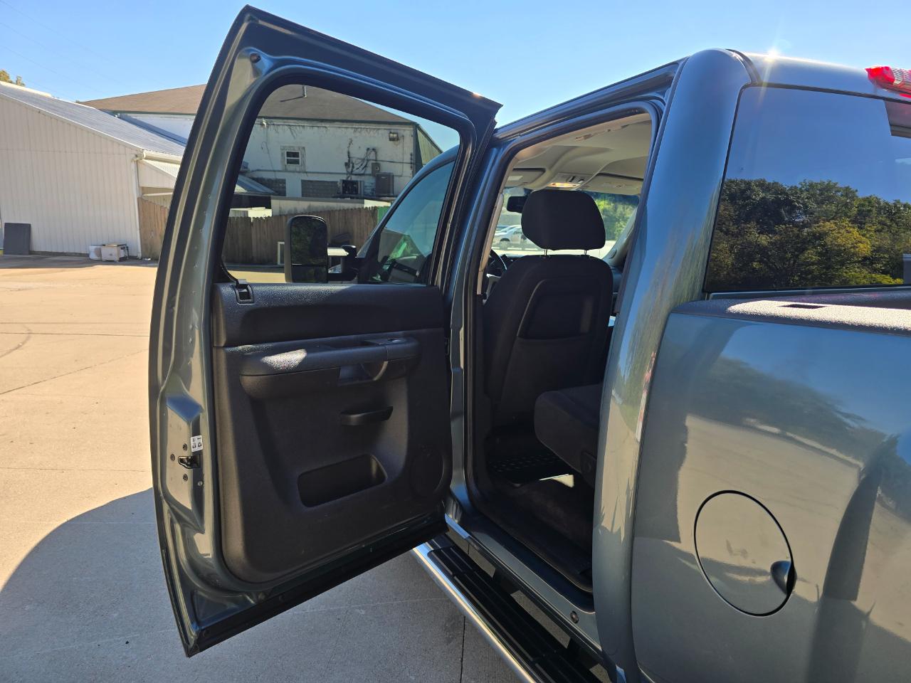 Chevrolet Silverado 3500HD LT Crew Cab 4WD 2014