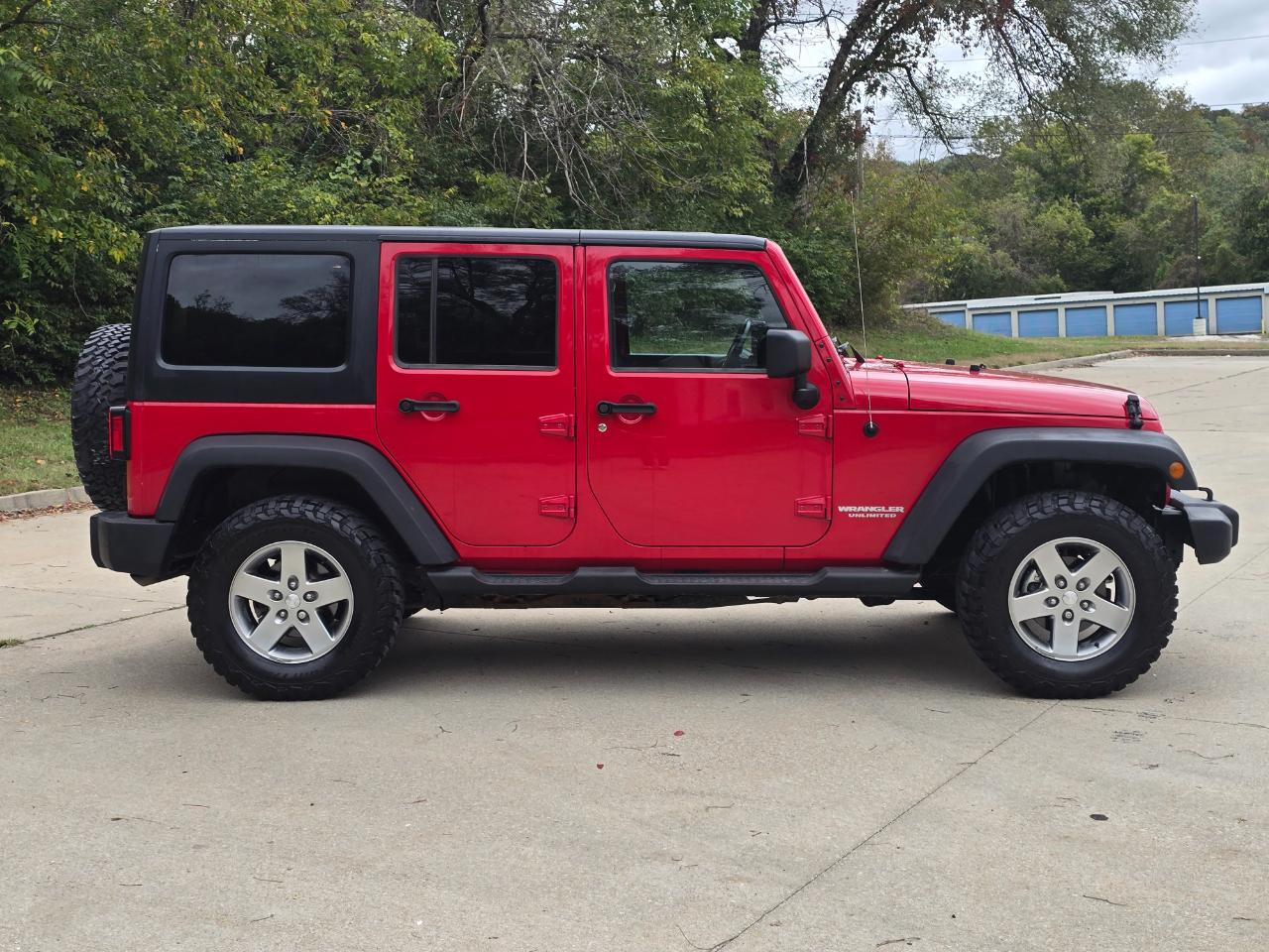 Jeep Wrangler Unlimited Rubicon 4WD 2011
