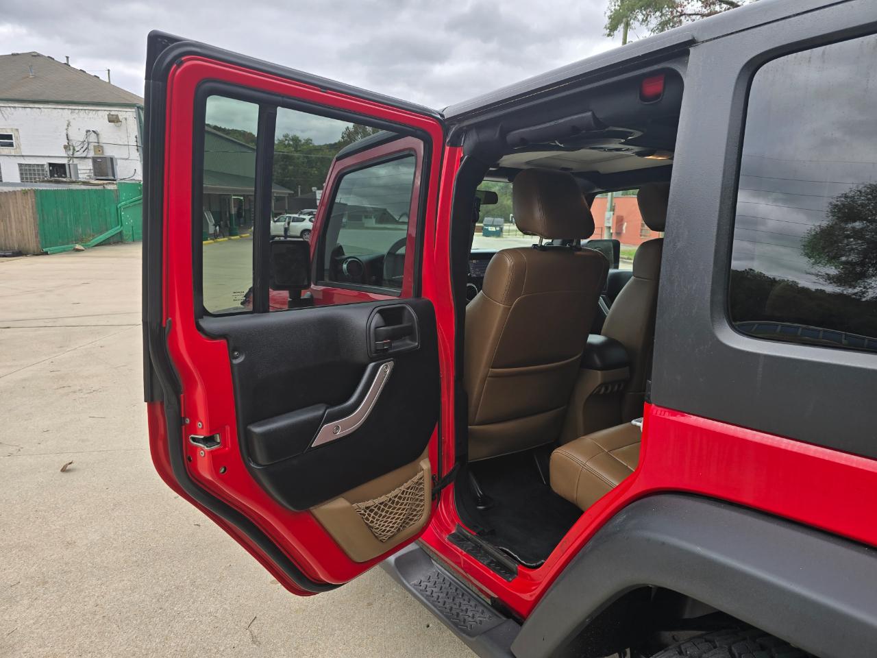 Jeep Wrangler Unlimited Rubicon 4WD 2011