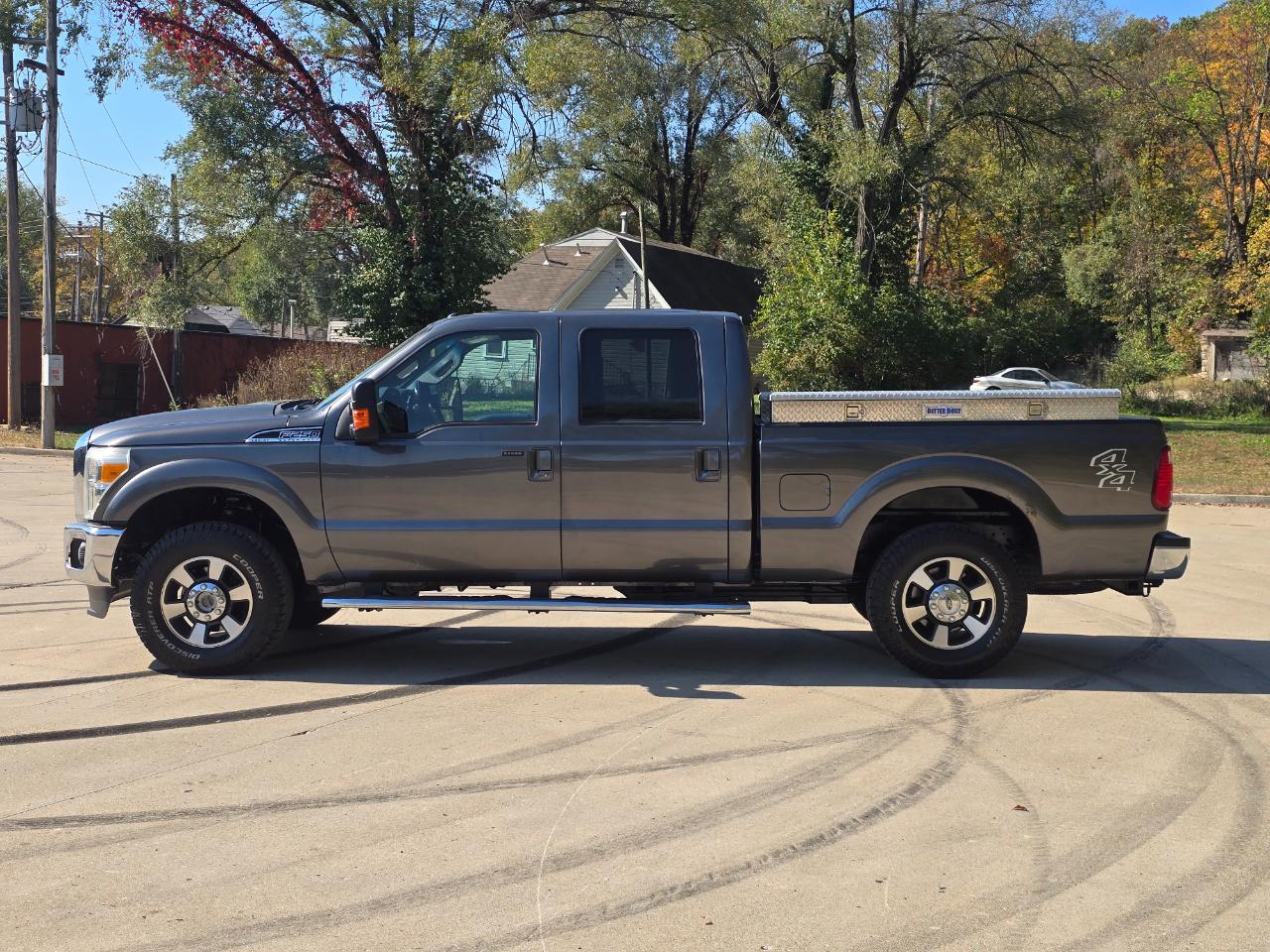 Ford F-250 SD Lariat Crew Cab 4WD 2016