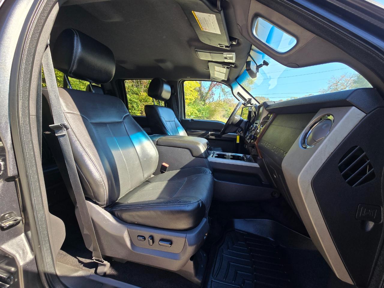 Ford F-250 SD Lariat Crew Cab 4WD 2016