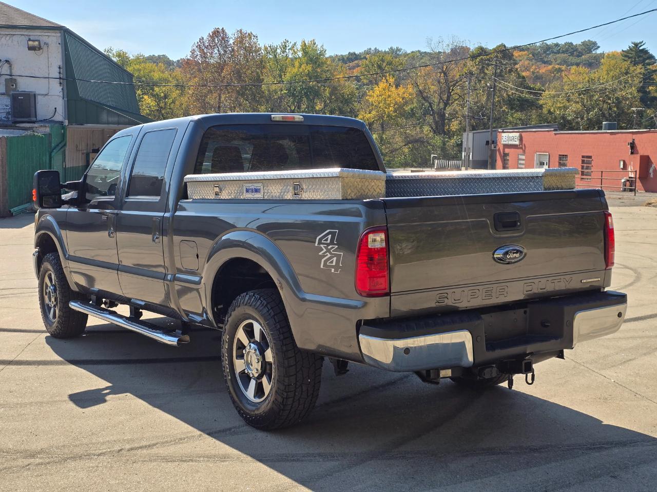 Ford F-250 SD Lariat Crew Cab 4WD 2015