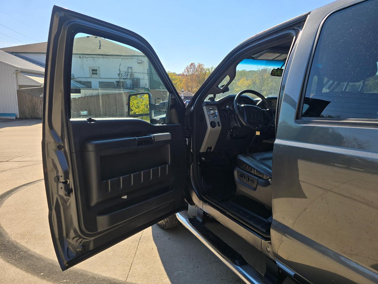 Ford F-250 SD Lariat Crew Cab 4WD 2015