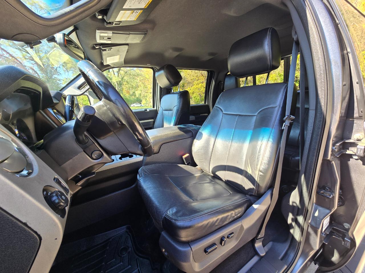 Ford F-250 SD Lariat Crew Cab 4WD 2015