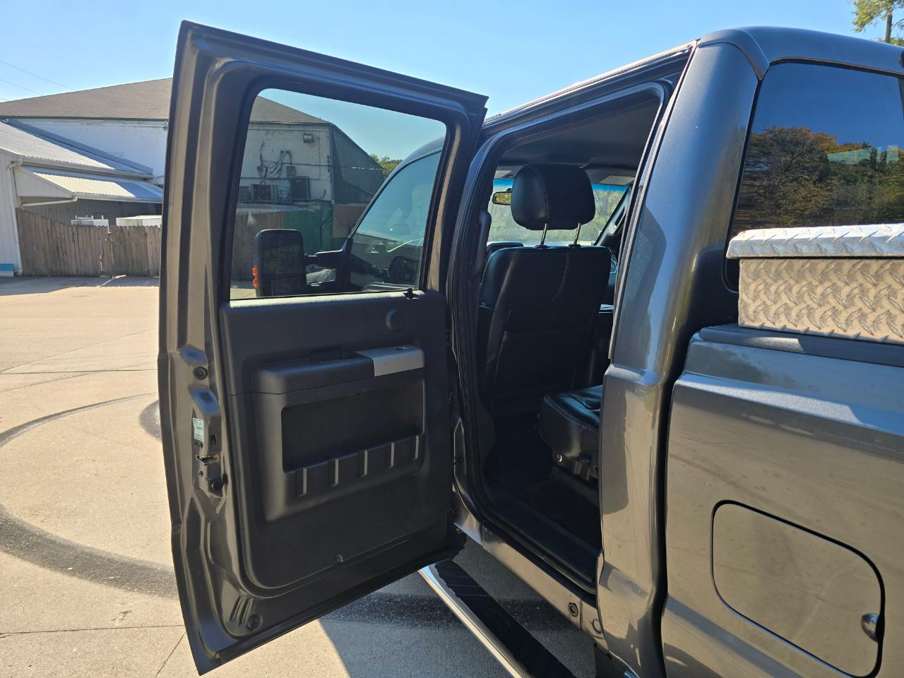 Ford F-250 SD Lariat Crew Cab 4WD 2015