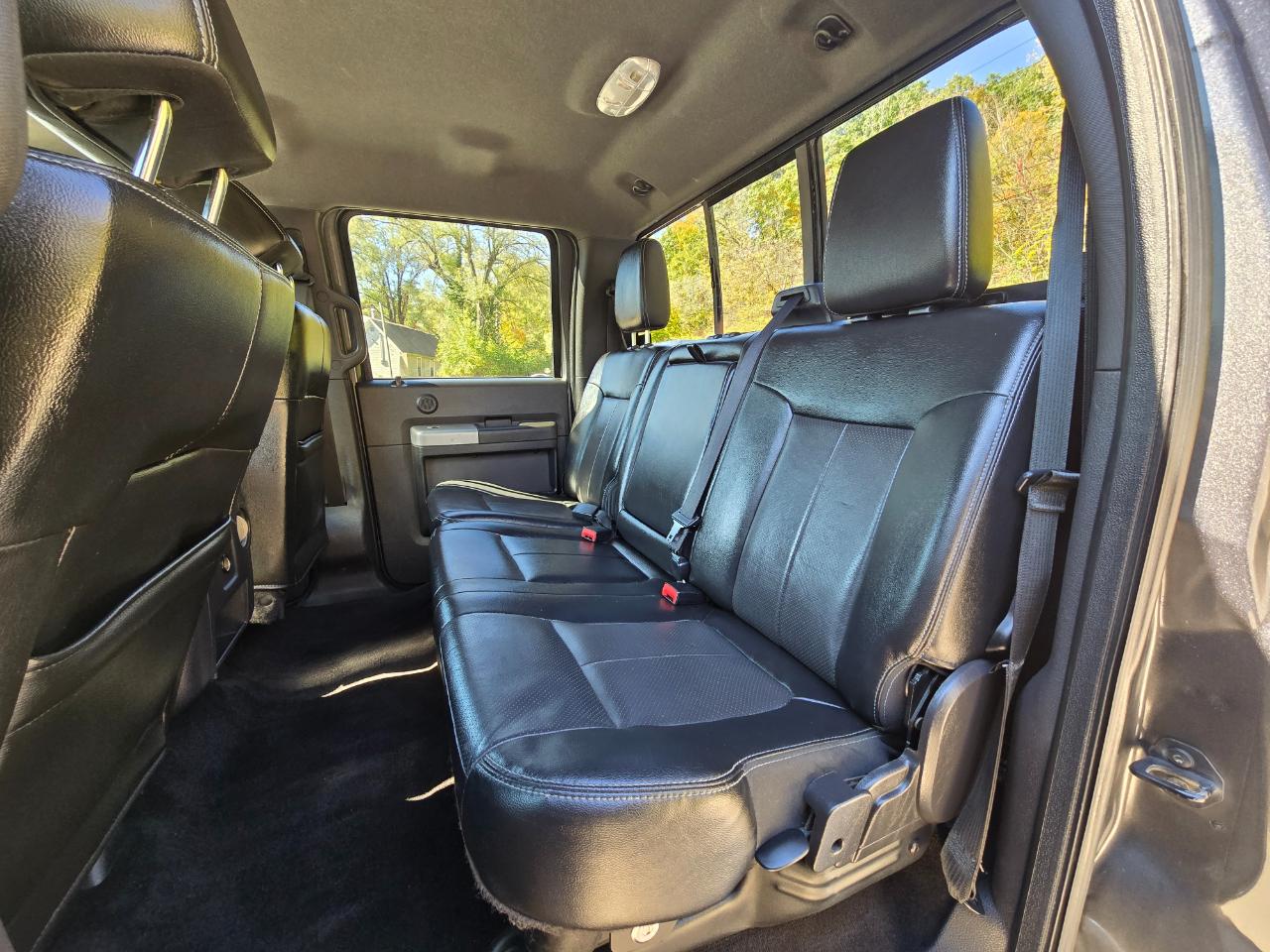 Ford F-250 SD Lariat Crew Cab 4WD 2015