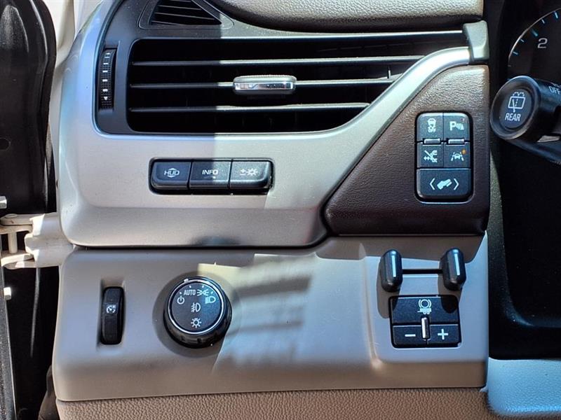 Chevrolet Tahoe  2018