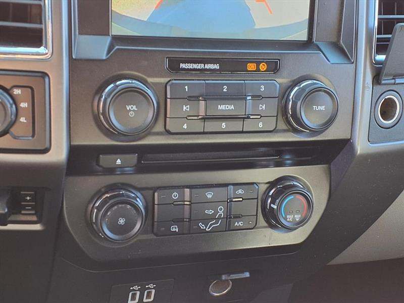 Ford F-250 SD XLT Crew Cab 4WD 2017