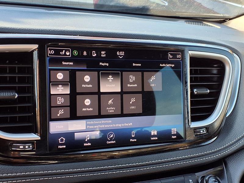 Chrysler Pacifica  2023