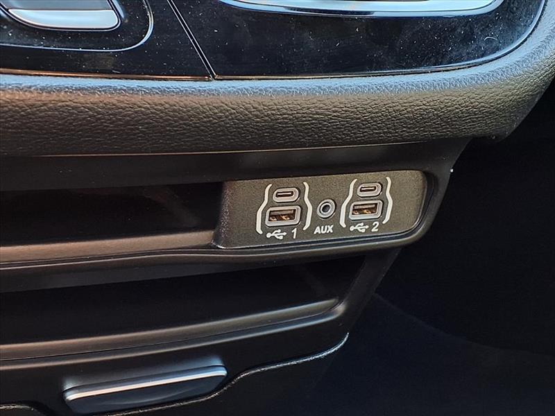 Chrysler Pacifica  2023