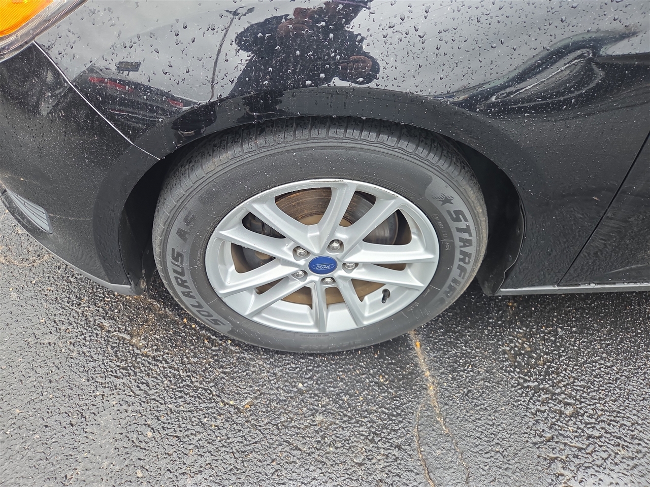 Ford Focus SE Sedan 2017