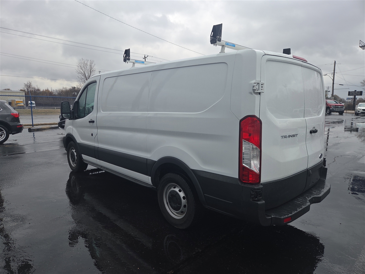 Ford Transit 150 Van Low Roof 60/40 Pass. 130-in. WB 2018