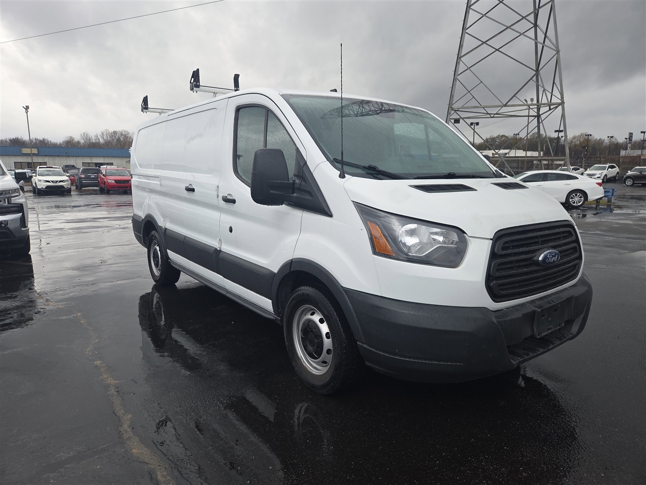 Ford Transit 150 Van Low Roof 60/40 Pass. 130-in. WB 2018